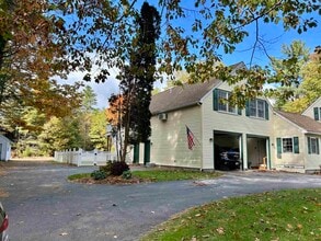 Building Photo - 557-559 E Penacook Rd