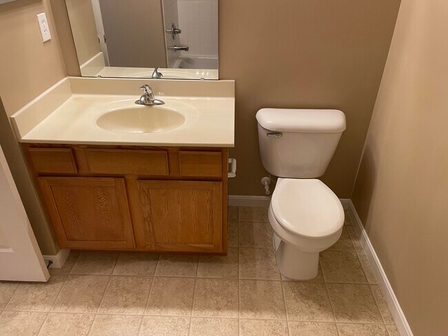 Building Photo - 1153 Fairman Way