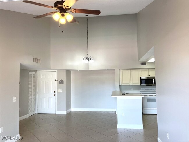 Building Photo - 1210 Wildwood Lakes Blvd