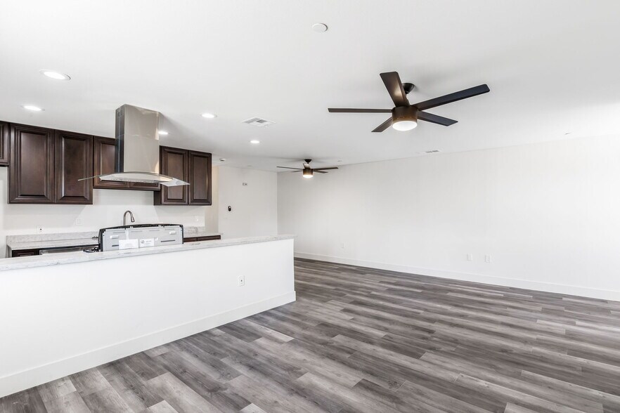 Building Photo - 2409 Cava Ct