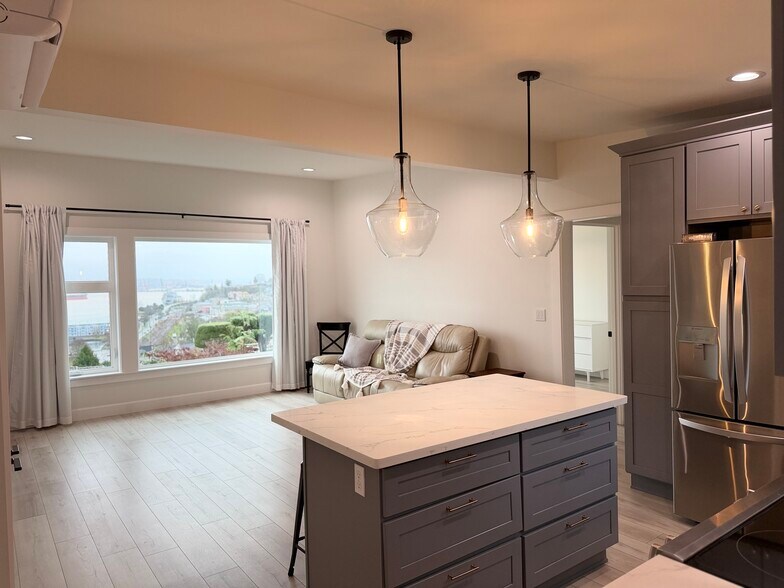 Building Photo - 3020 N 33rd St