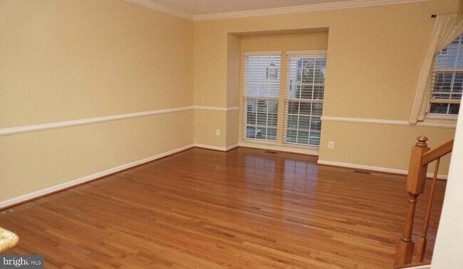 Building Photo - 1469 Fawn Hollow Ln
