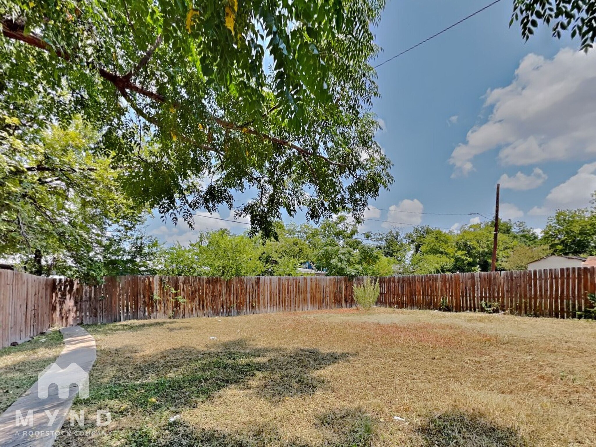 Building Photo - 115 Fredonia St