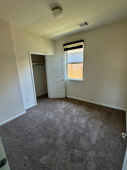 Building Photo - 3602 Karissa Rd