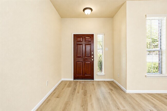 Building Photo - 7419 Sabinal Creek Dr