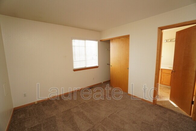 Building Photo - 9375 E Arizona Pl