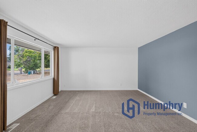 Building Photo - 13159 Ocotillo Dr