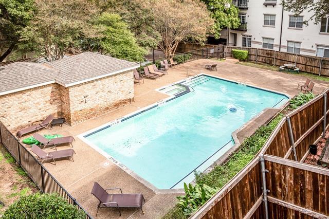 Building Photo - 7151 Gaston Ave