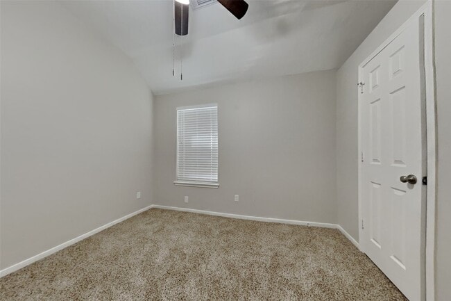 Building Photo - 1414 Chesterpoint Dr