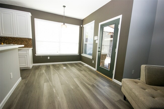 Building Photo - 2905 Autumn Creek Dr