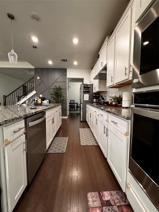 Building Photo - 4444 Arques Ave