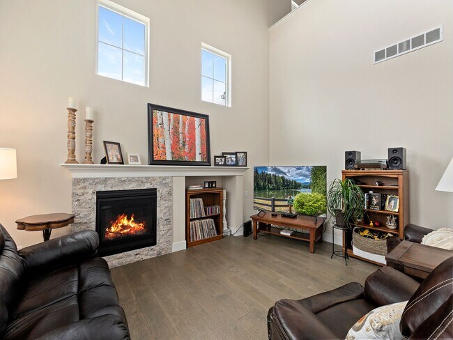 Building Photo - 2443 Trio Falls Dr