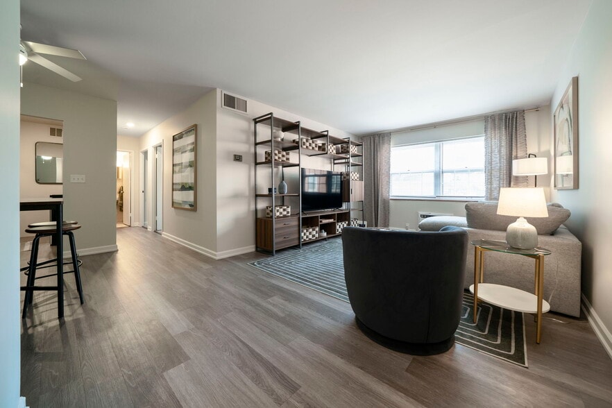 Primary Photo - Waters House Apartments