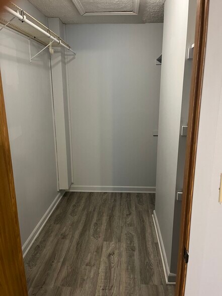 Master closet - 180 Grand Manor Dr