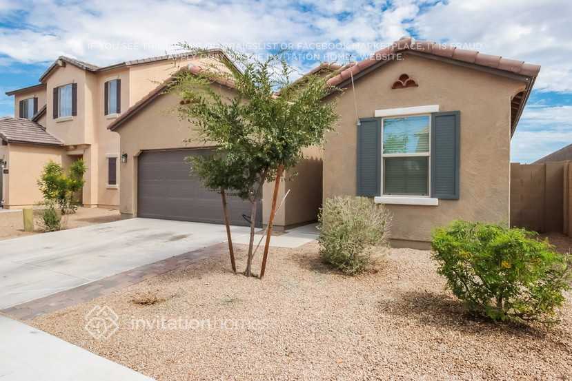 Building Photo - 4962 E Alamo St