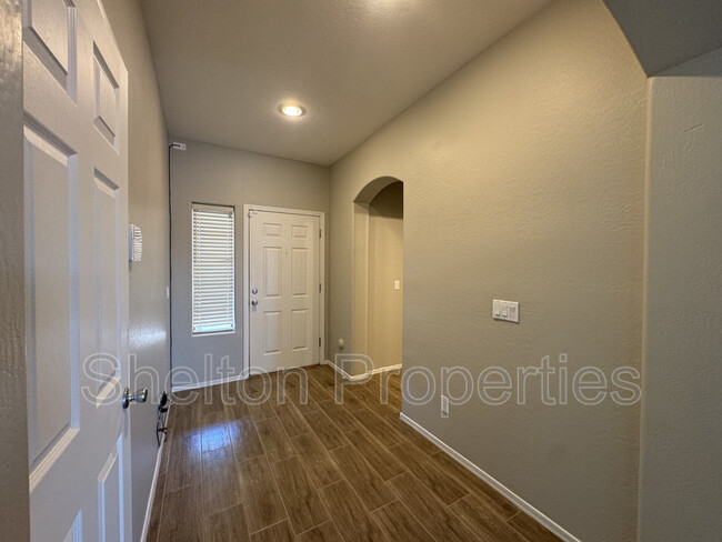 Building Photo - 23769 W La Canada Blvd