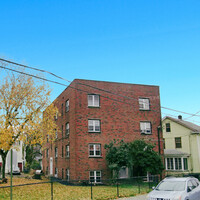 Building Photo - 305 Parrott Ave