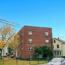 Building Photo - 305 Parrott Ave