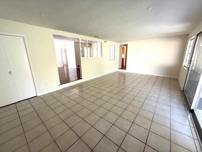 Building Photo - **LA MIRADA** Beautifully Maintained 3-Bedroom Home with Park-Like Yard