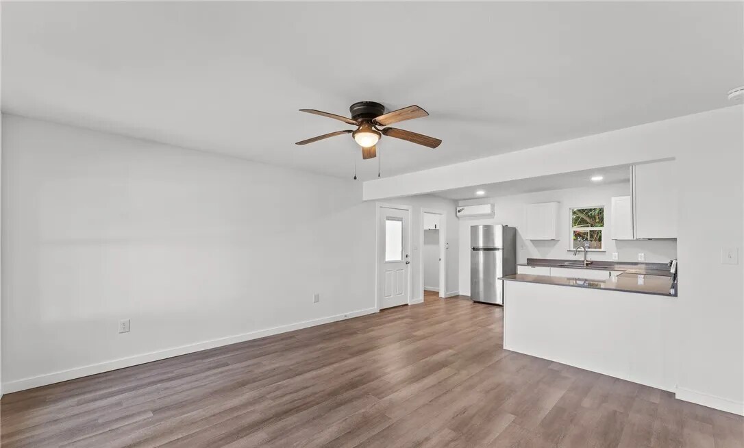 Building Photo - 112 Linda Dr