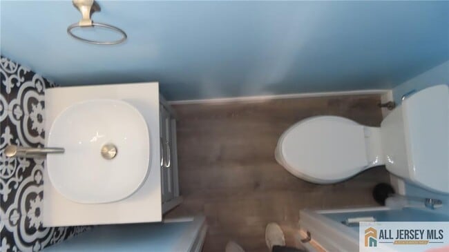 Building Photo - 1 Sturbridge Dr