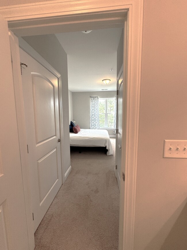 Building Photo - 624 Bonaventure Dr