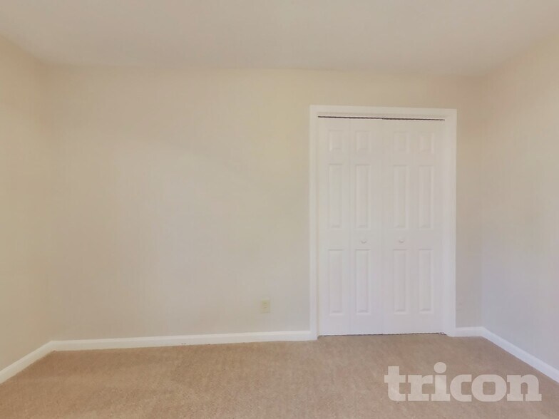 Building Photo - 1050 Swan Mill Ct