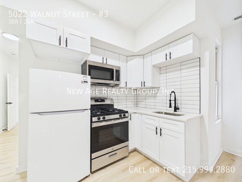 Building Photo - 5022 Walnut St