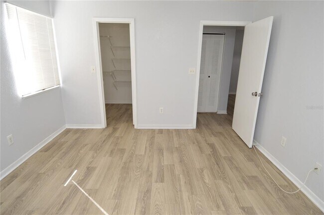 Building Photo - 10263 Gandy Blvd N