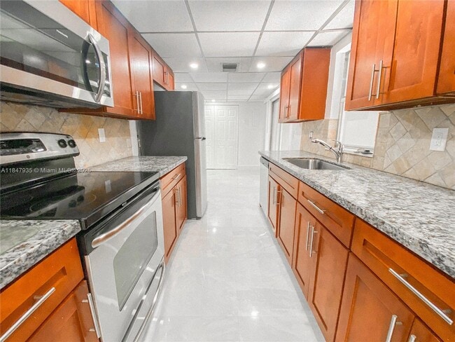 Building Photo - 7805 NW 67th Ave