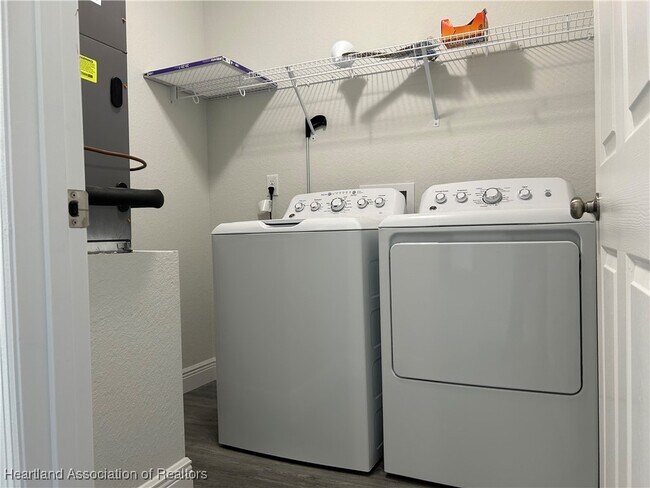 Building Photo - 6609 Concord St