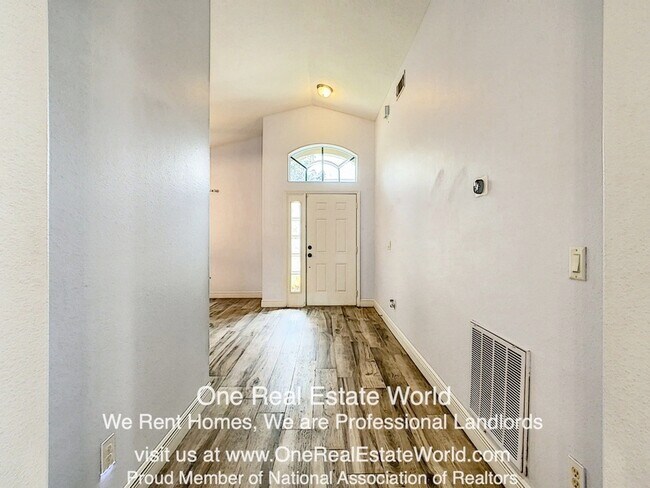 Building Photo - 3942 Lakeside Reserve Ln