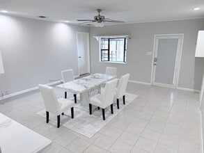 Building Photo - 7418 Oscar Dr