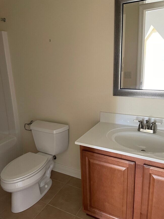 Building Photo - 4217 Village Club Dr