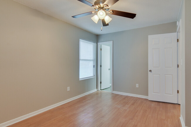 Building Photo - 3 Bedroom Augusta Home