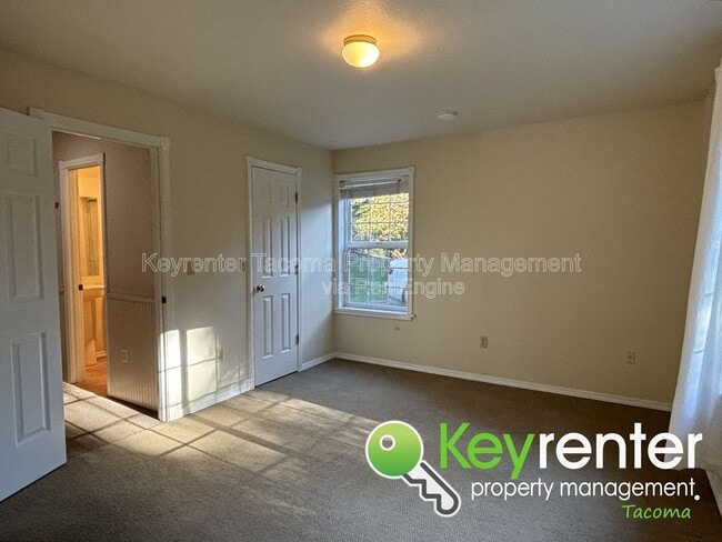 Building Photo - 1051 Paiute Trl