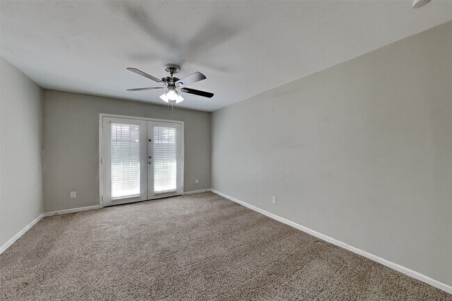 Building Photo - 29107 Sedgefield St