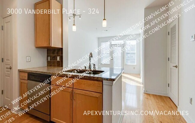 Building Photo - 3000 Vanderbilt Pl