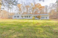 Building Photo - 43 Evergreen Rd