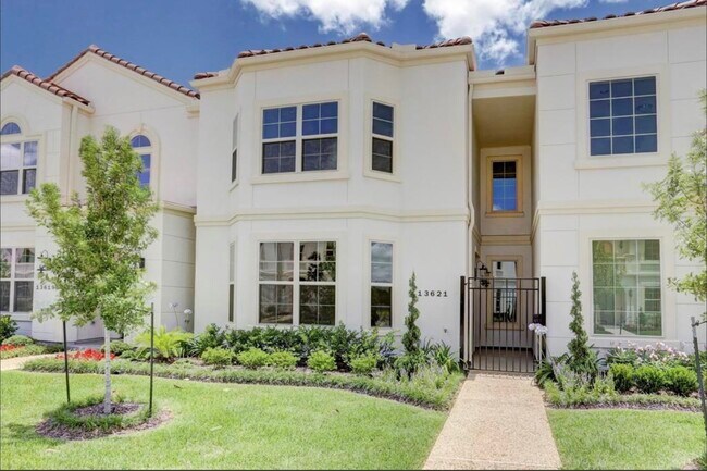 Building Photo - 13621 Teal Bluff Ln