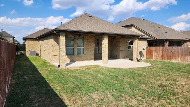 Building Photo - 16409 Pallazo Dr