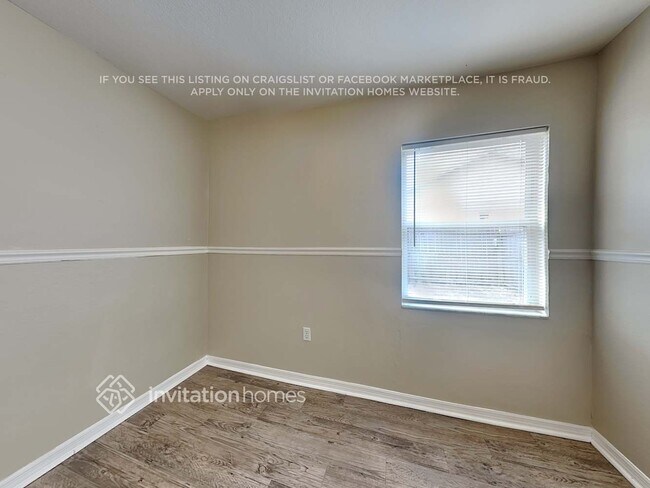 Building Photo - 3633 Amber Ln