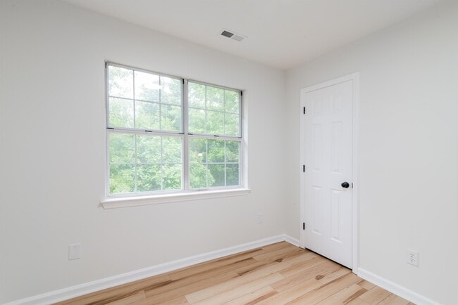 Building Photo - 8413 Woodford Bridge Dr