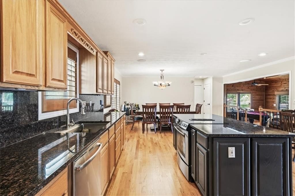 Building Photo - 6340 Reives Rd