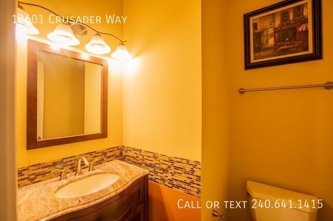 Building Photo - 13601 Crusader Way