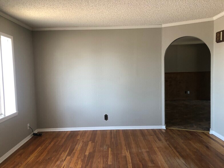 Living Room - 205 Hickory St