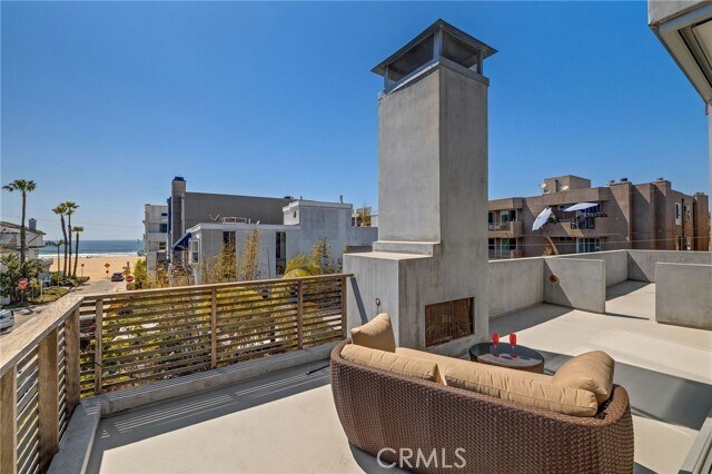 Building Photo - 27 Driftwood St