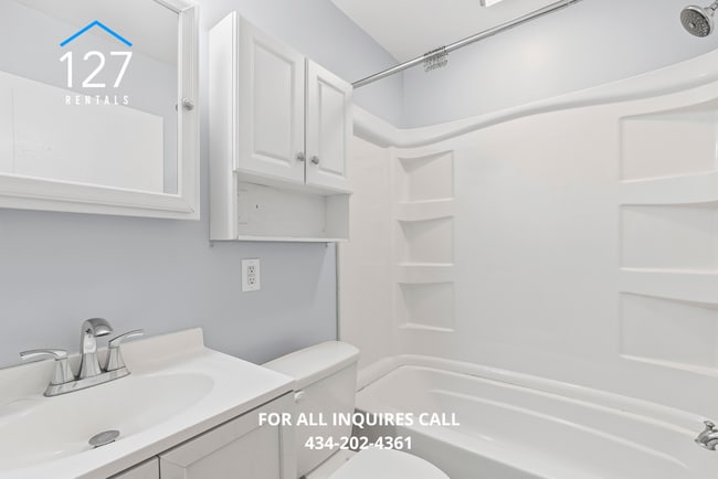 Building Photo - Charming 1-Bedroom Apartment on Historic Rivermont Avenue