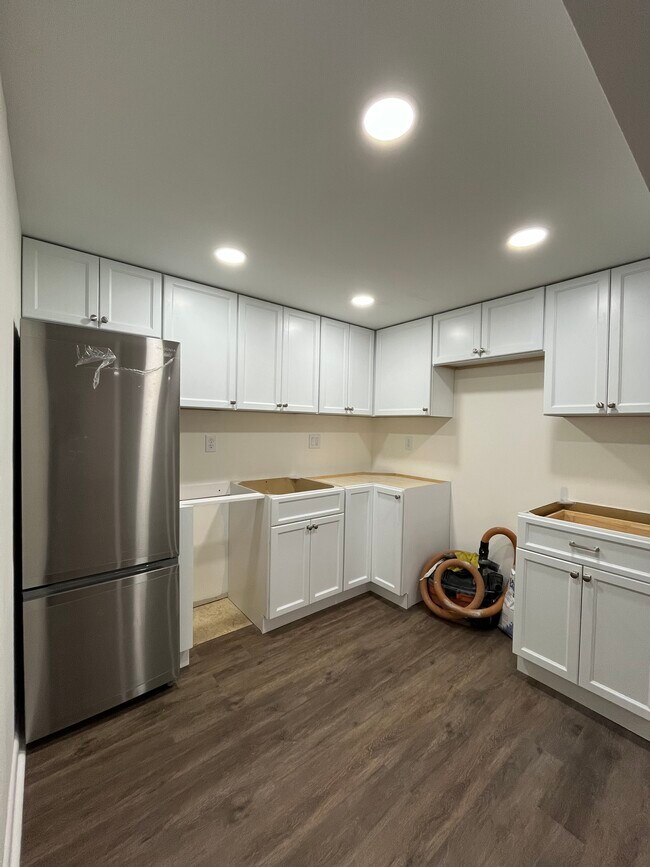 Building Photo - 4622 Upland Dr