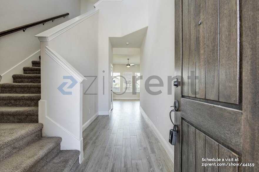 Building Photo - 808 Brenham Ave